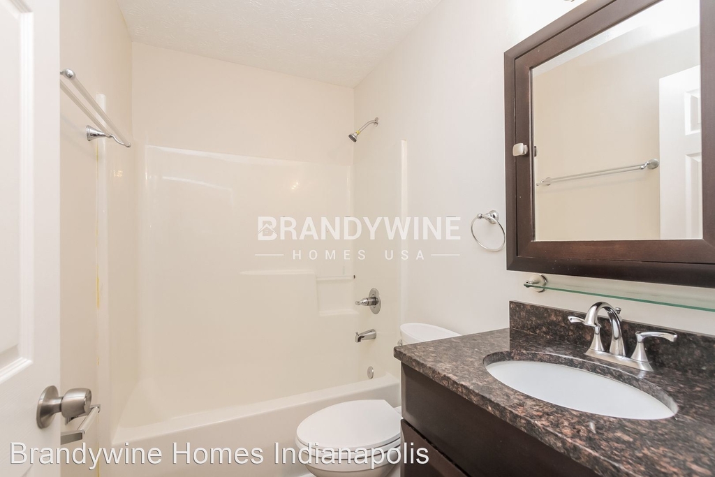 8516 Smithfield Lane - Photo 11