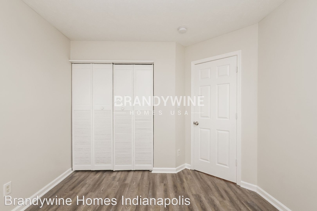 8516 Smithfield Lane - Photo 12