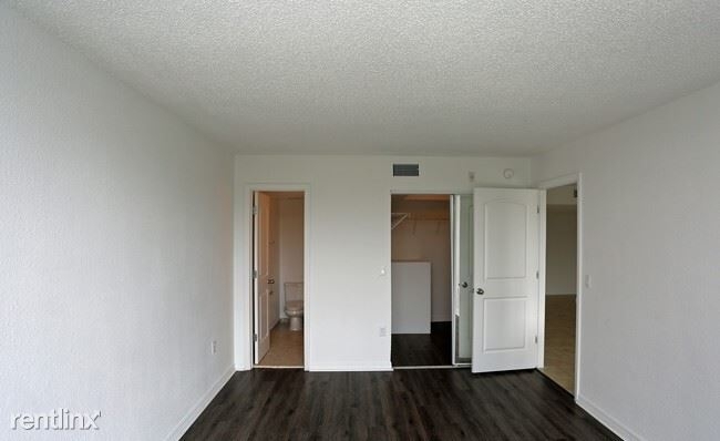 1101 Gounah St Unit# 13 - Photo 2