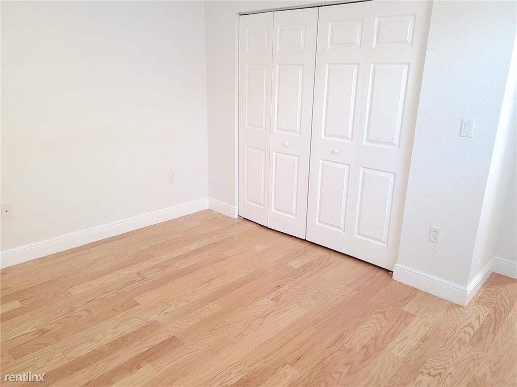 840 Sw 147th Ave # 101 - Photo 3