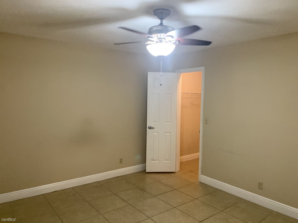 3340 Pinewalk Dr N Apt 1517 - Photo 65