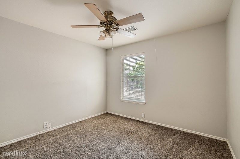 1633 Cloudy Brook - Photo 10