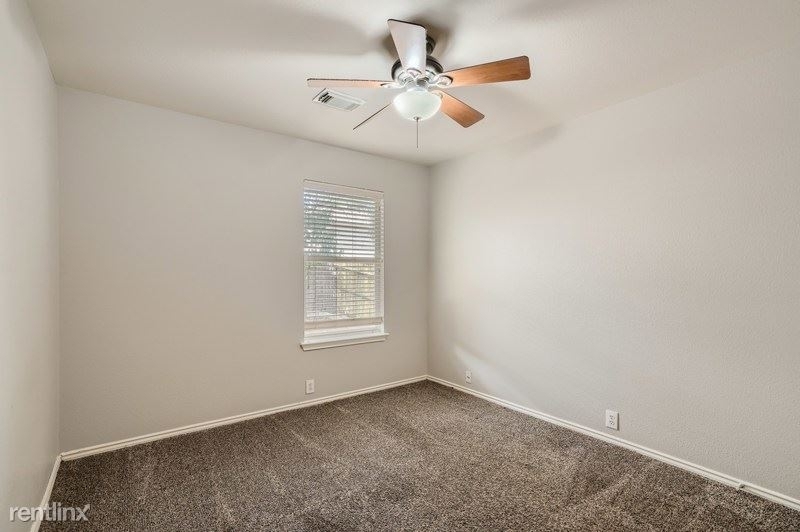 1633 Cloudy Brook - Photo 12