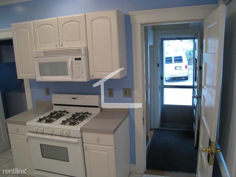 18 Bigelow St Apt 1a - Photo 9