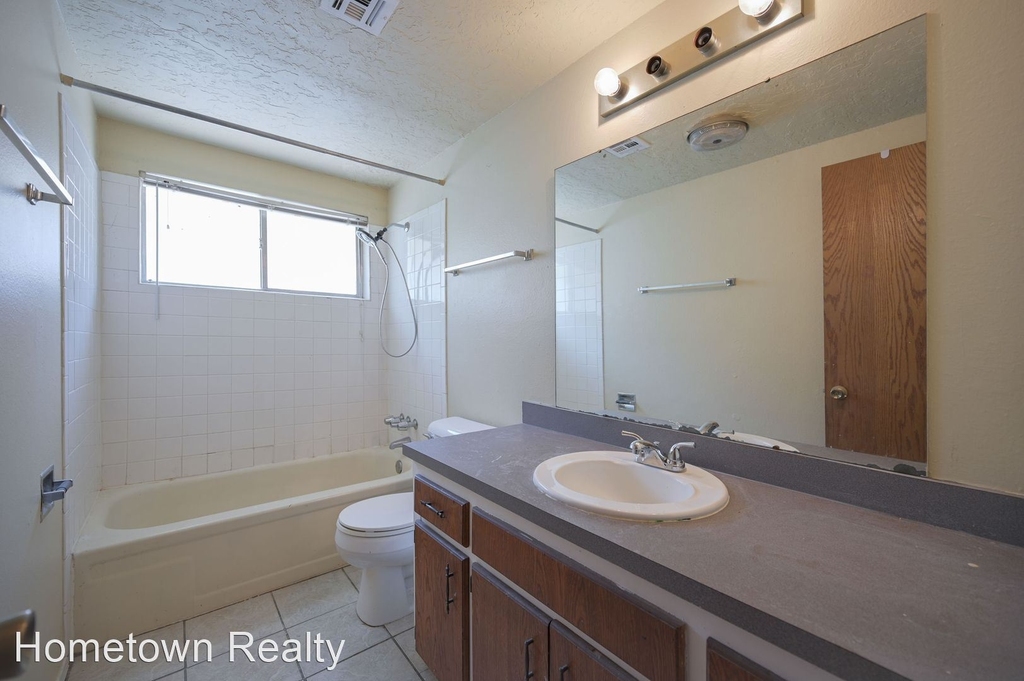 2137 Sw 48th Street - Photo 9