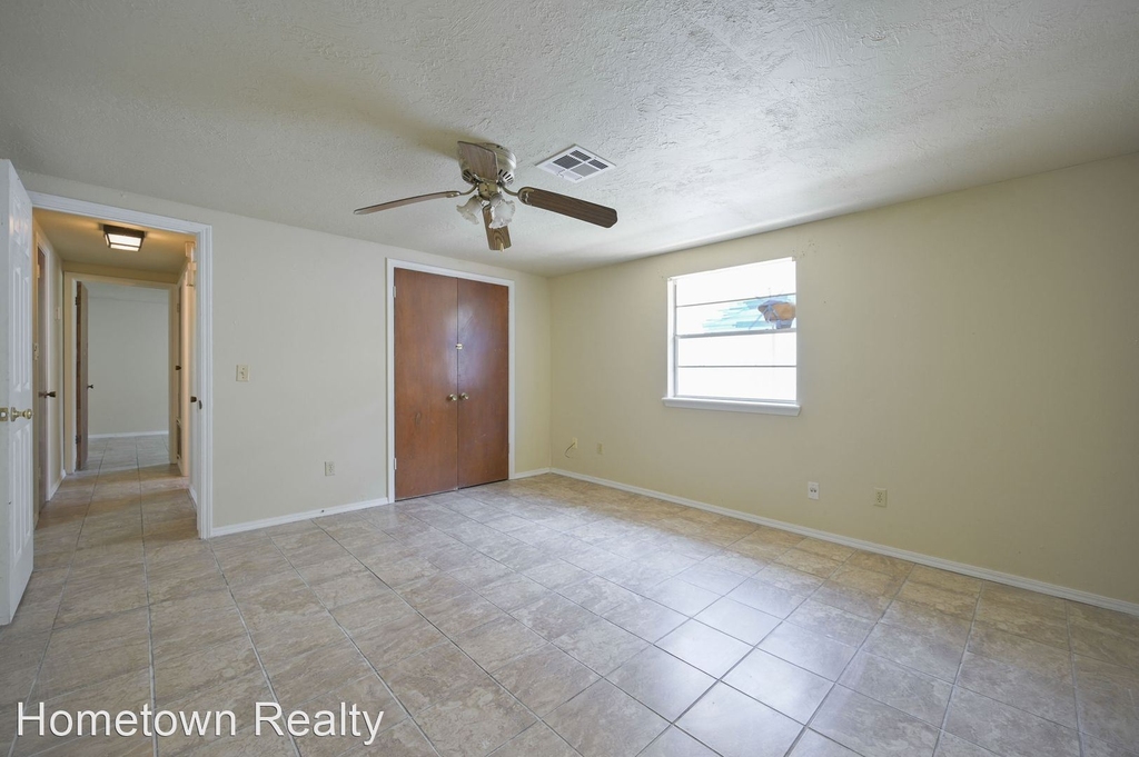 2137 Sw 48th Street - Photo 8