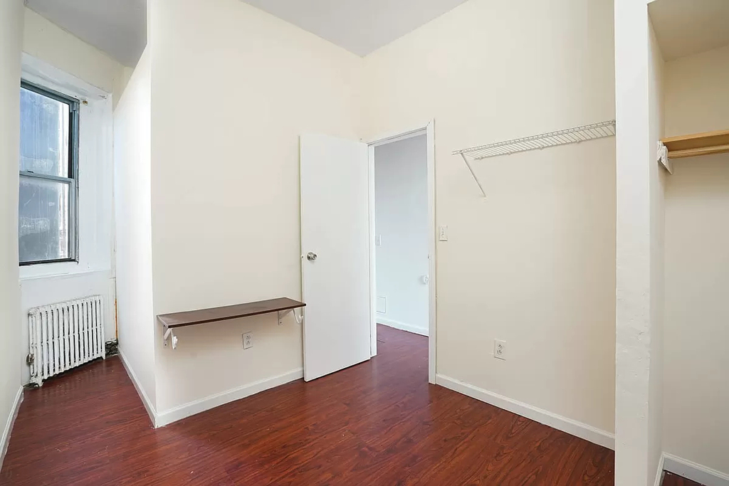 236 East 3rd Street - Photo 4