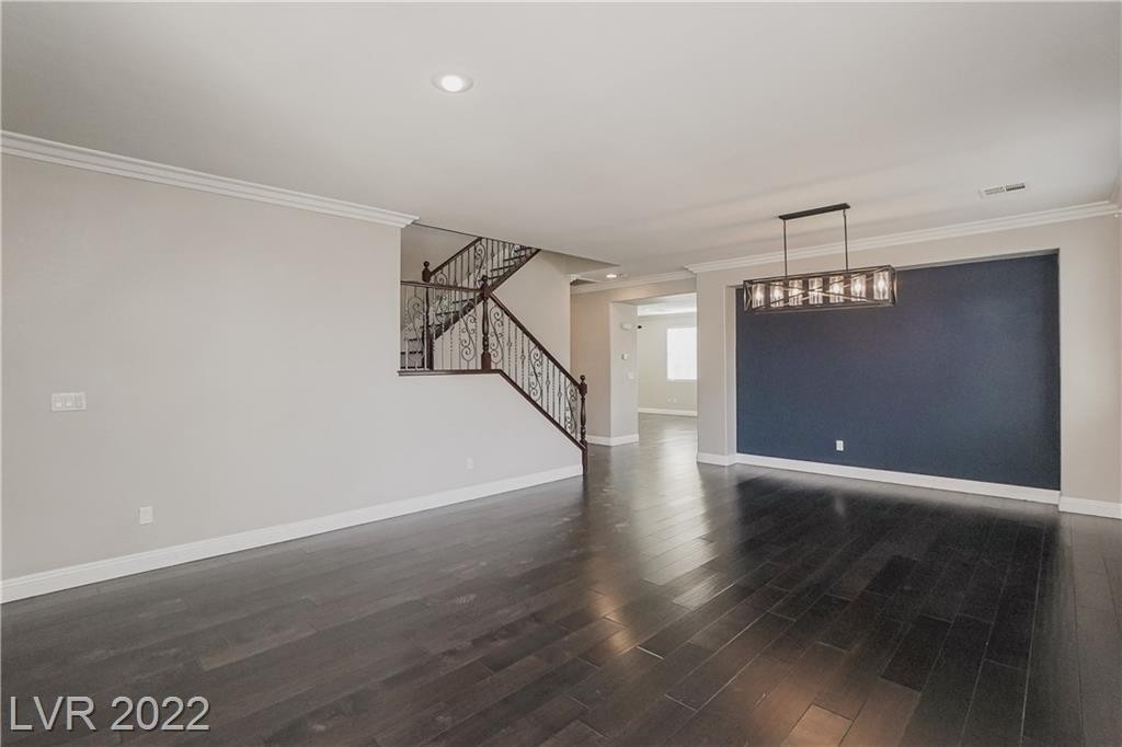 6212 Villa Emo Street - Photo 2