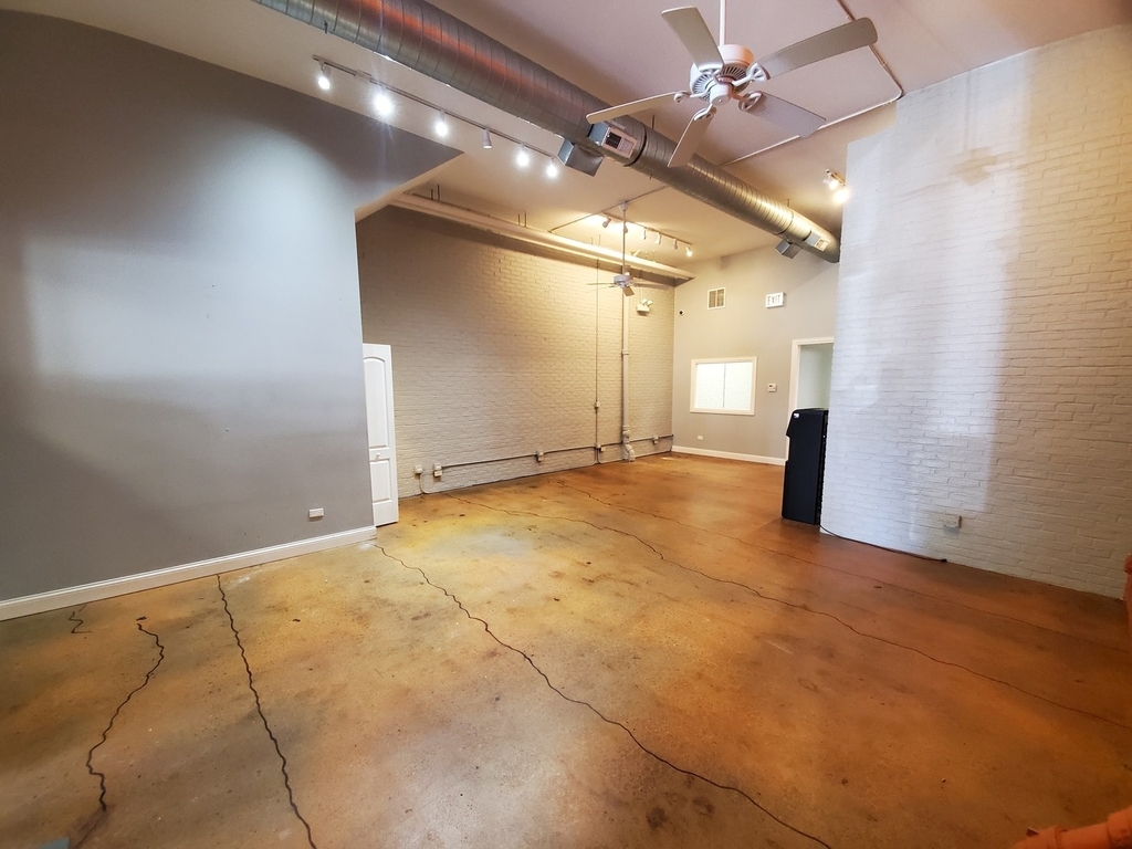 1015 W Webster Avenue - Photo 3