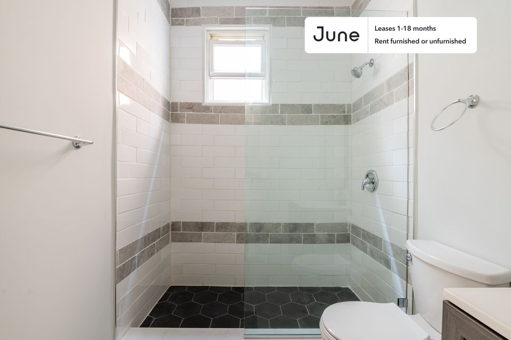 2252 North Lawndale Avenue - Photo 15