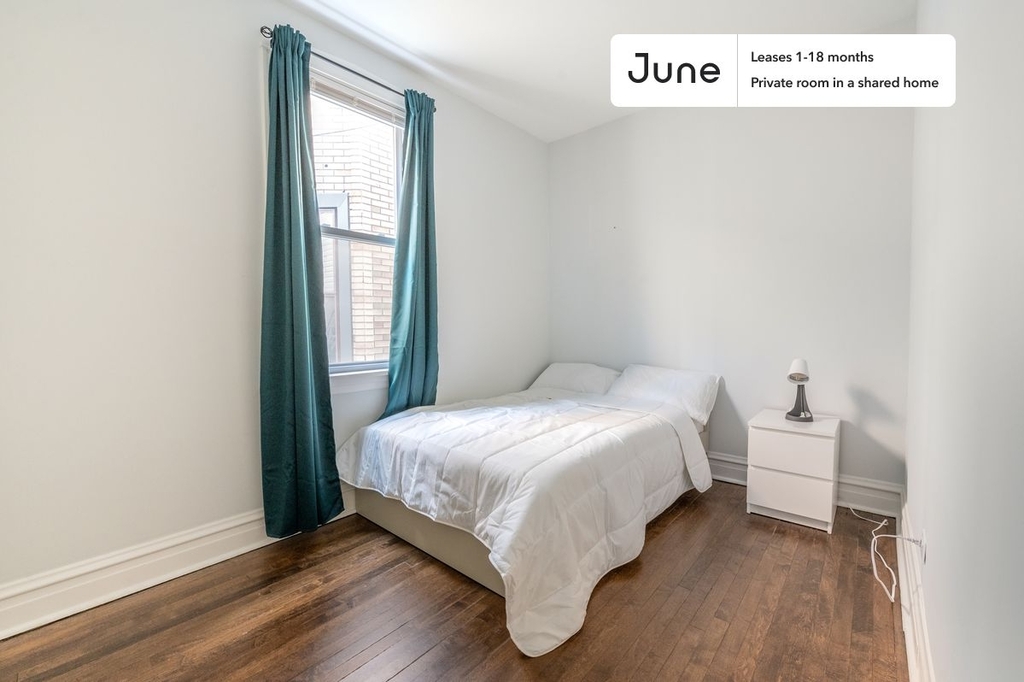 2252 North Lawndale Avenue - Photo 10