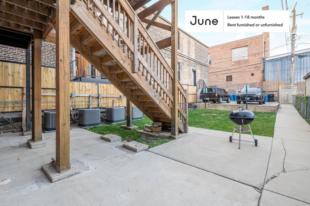 1321 West Cullerton Street - Photo 17