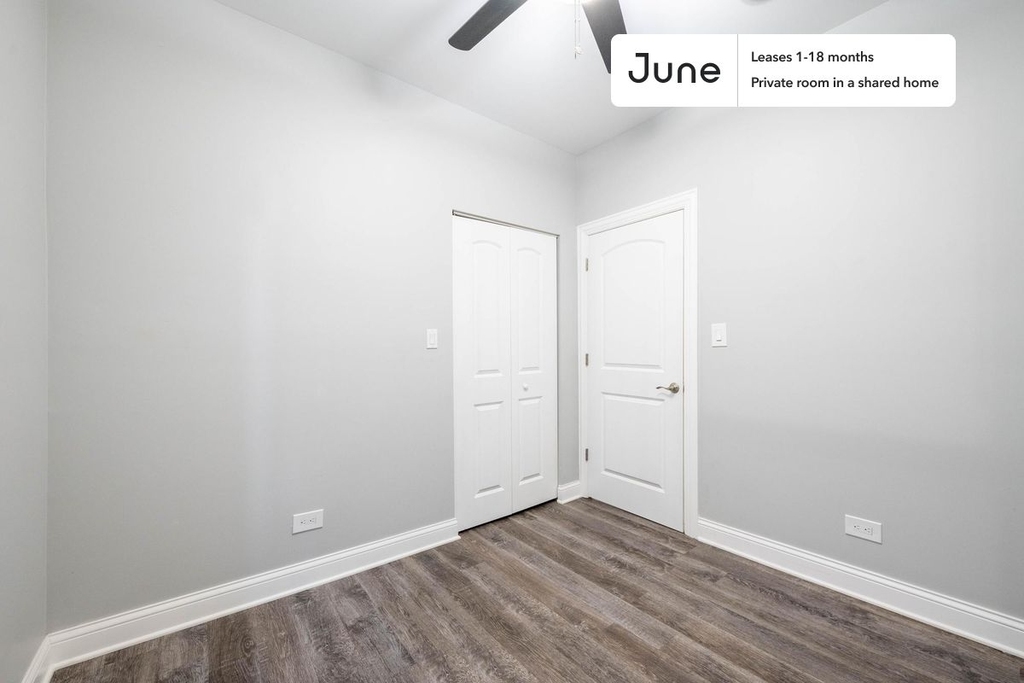 1321 West Cullerton Street - Photo 2