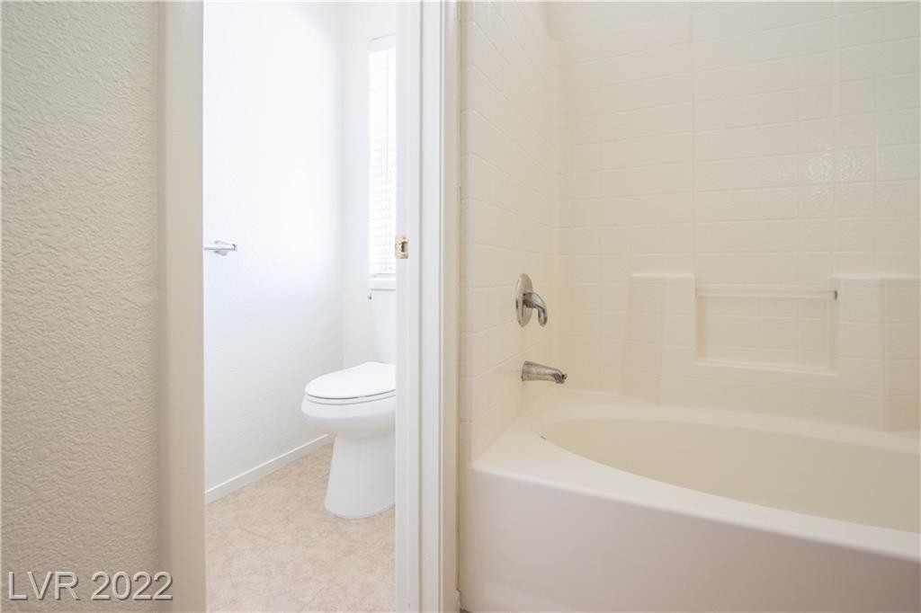 3747 Shadow Tree Street - Photo 16