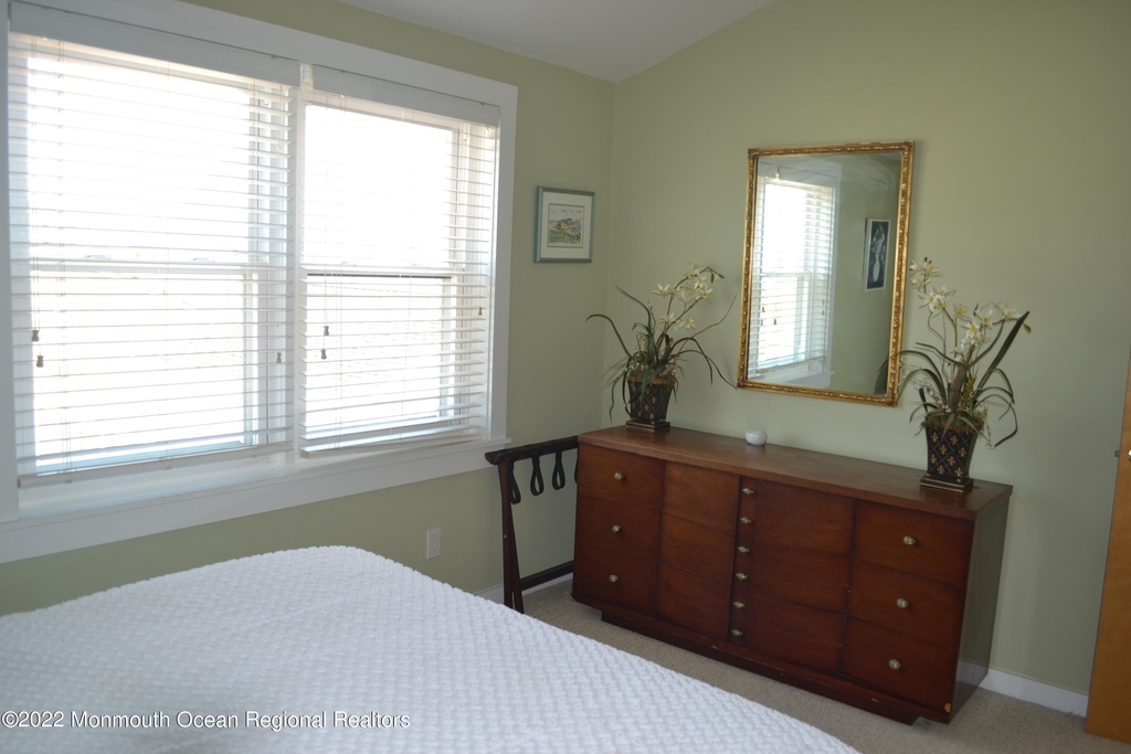 15 Ortley Avenue - Photo 31