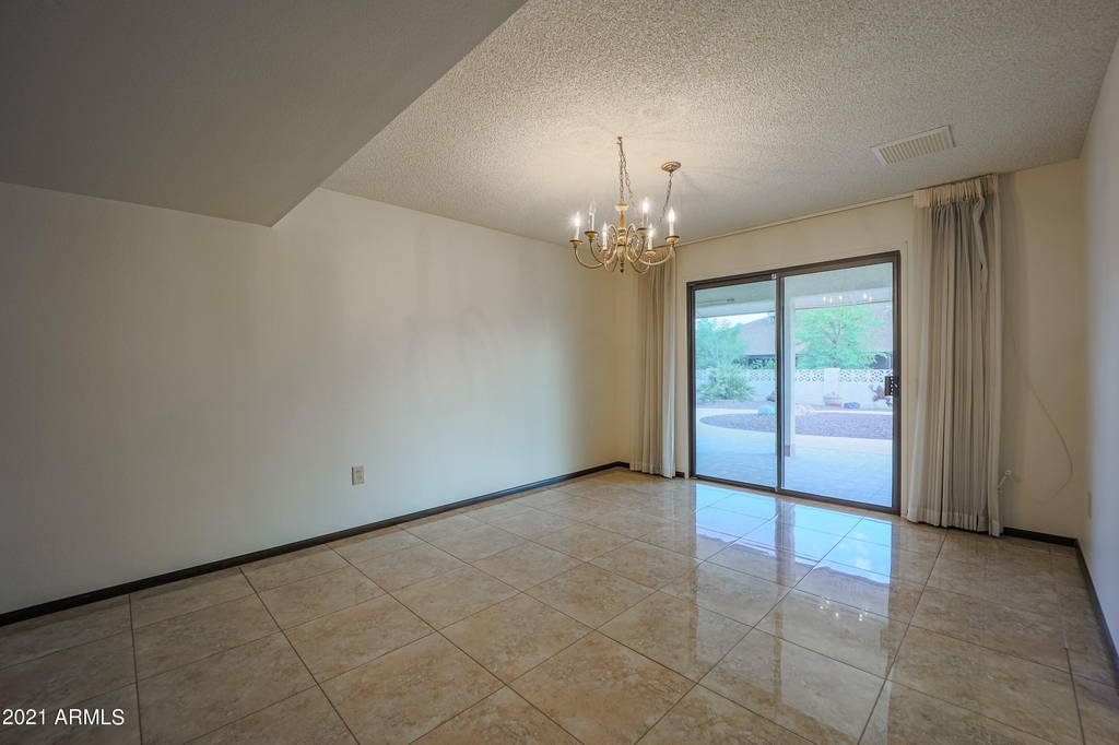 13135 W Castlebar Drive - Photo 6