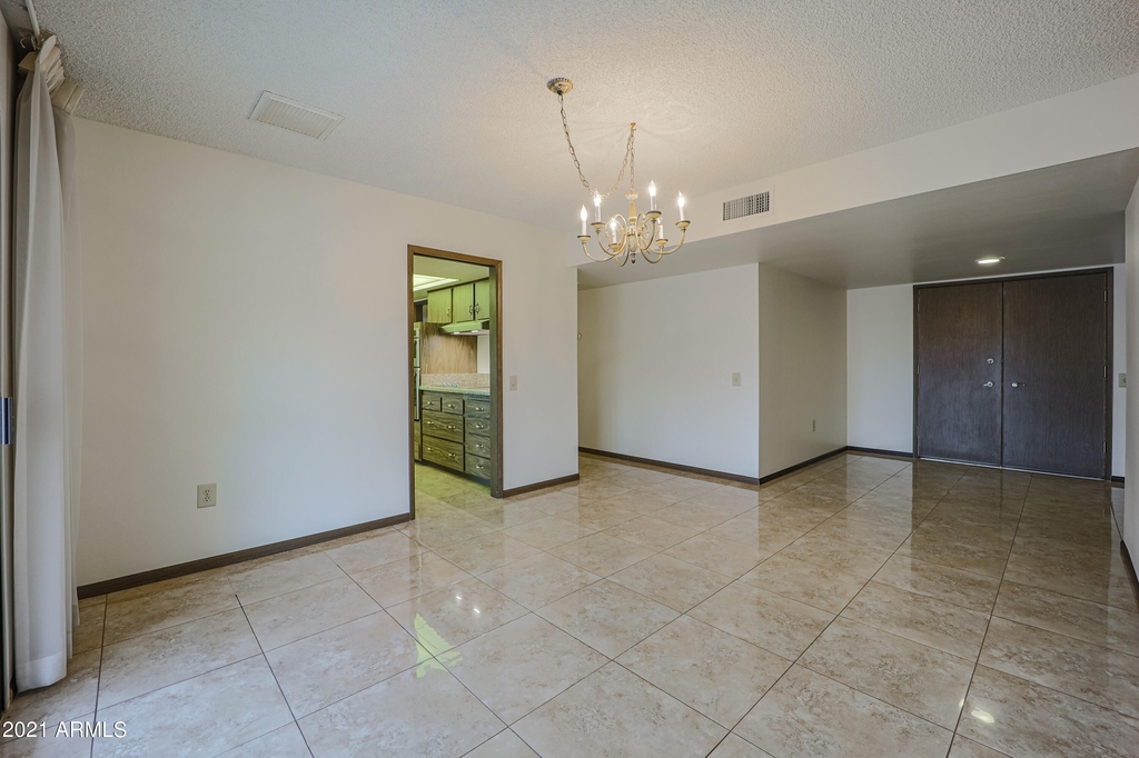 13135 W Castlebar Drive - Photo 5