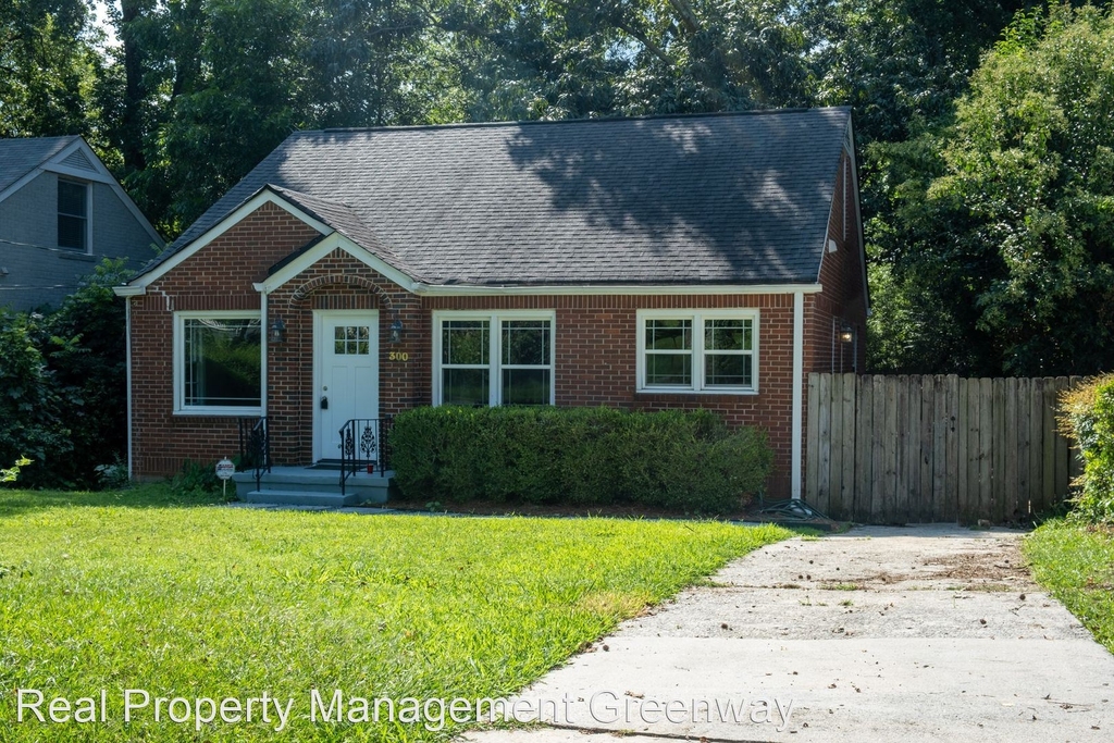 300 Sisson Ave - Photo 2