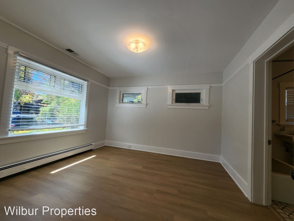 1015 High Street - Photo 8