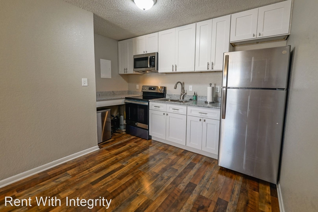 403 Hayden Rd Apt 223 - Photo 4