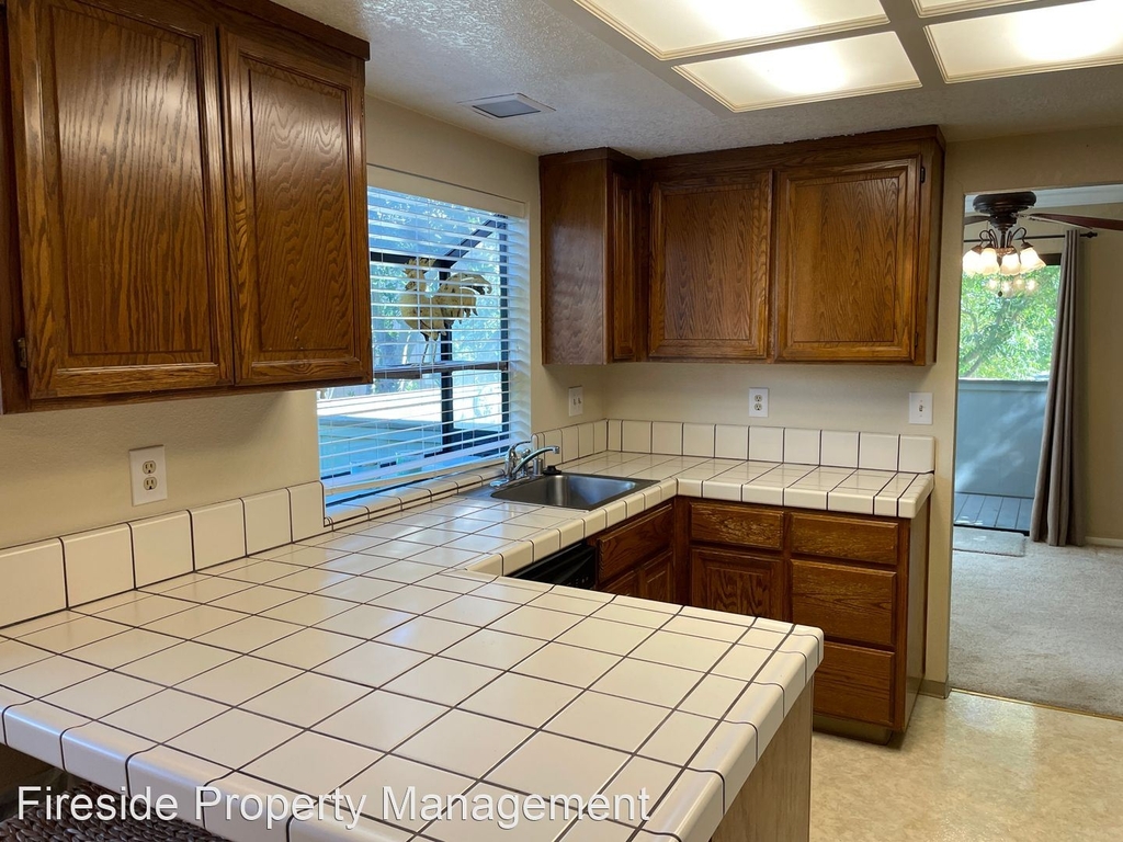 185 Del Monte Ln - Photo 4