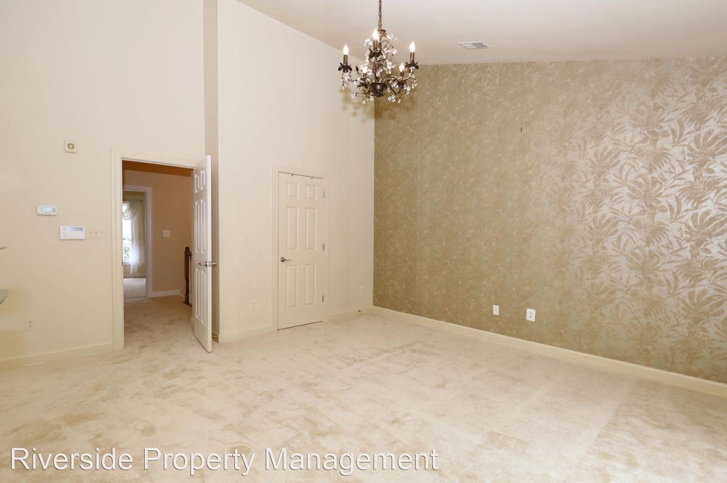 3788 Elmwood Towne Way - Photo 25