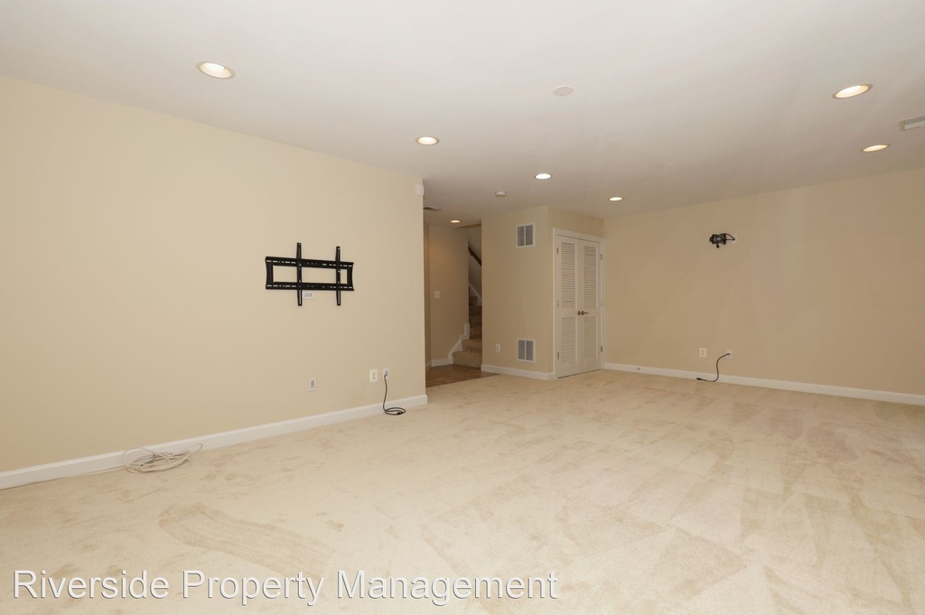 3788 Elmwood Towne Way - Photo 21