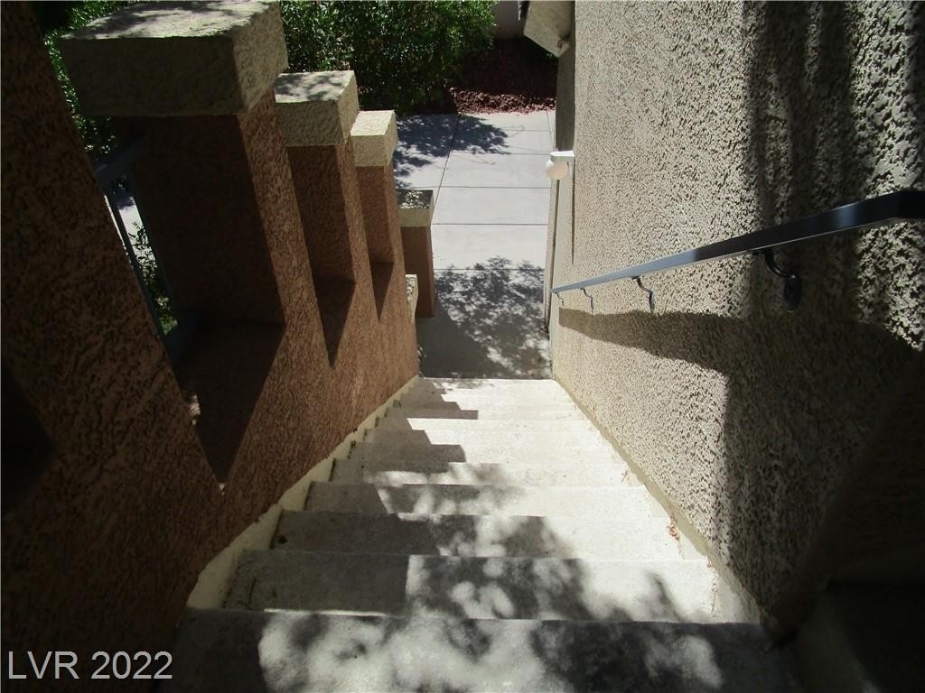 10830 Amber Ridge Drive - Photo 4