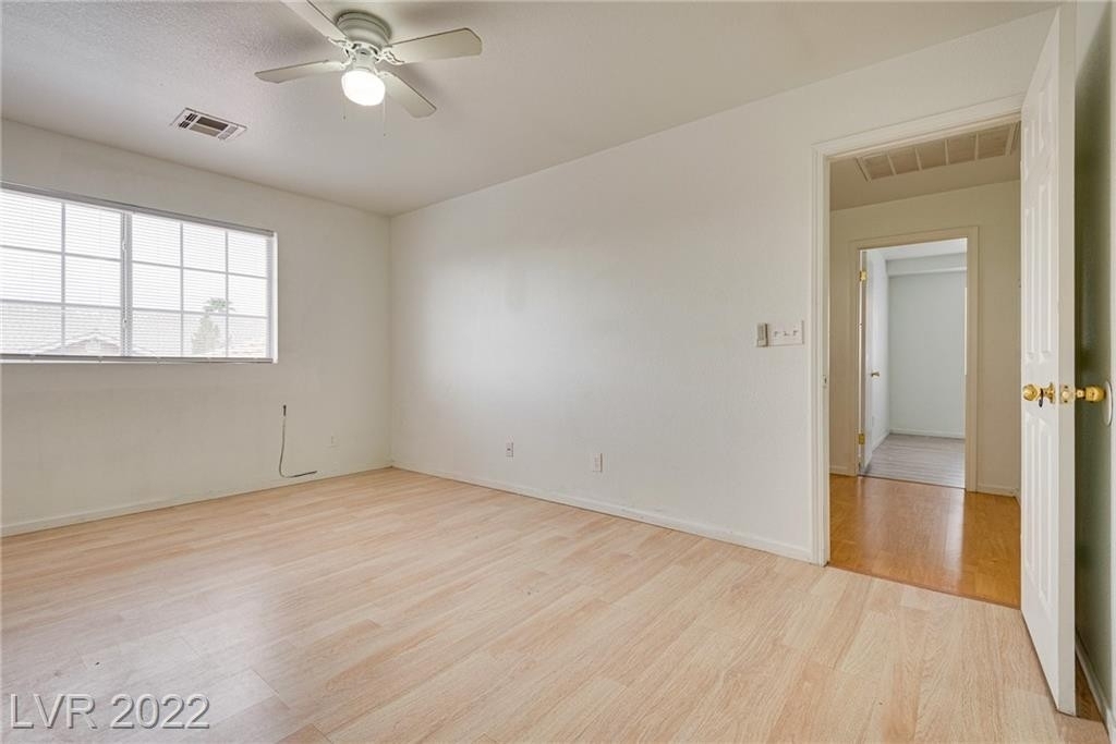 5072 Sublight Avenue - Photo 18