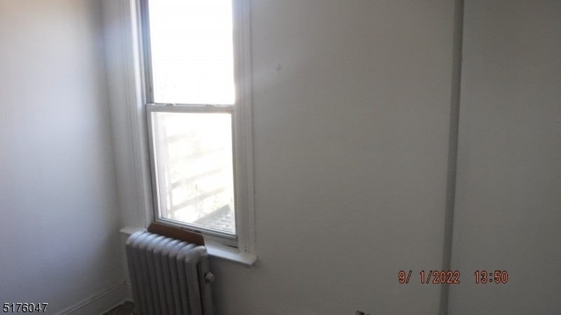 92 Marion St - Photo 1