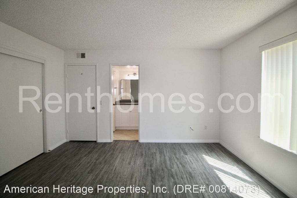 15519 Andorra Way - Photo 8