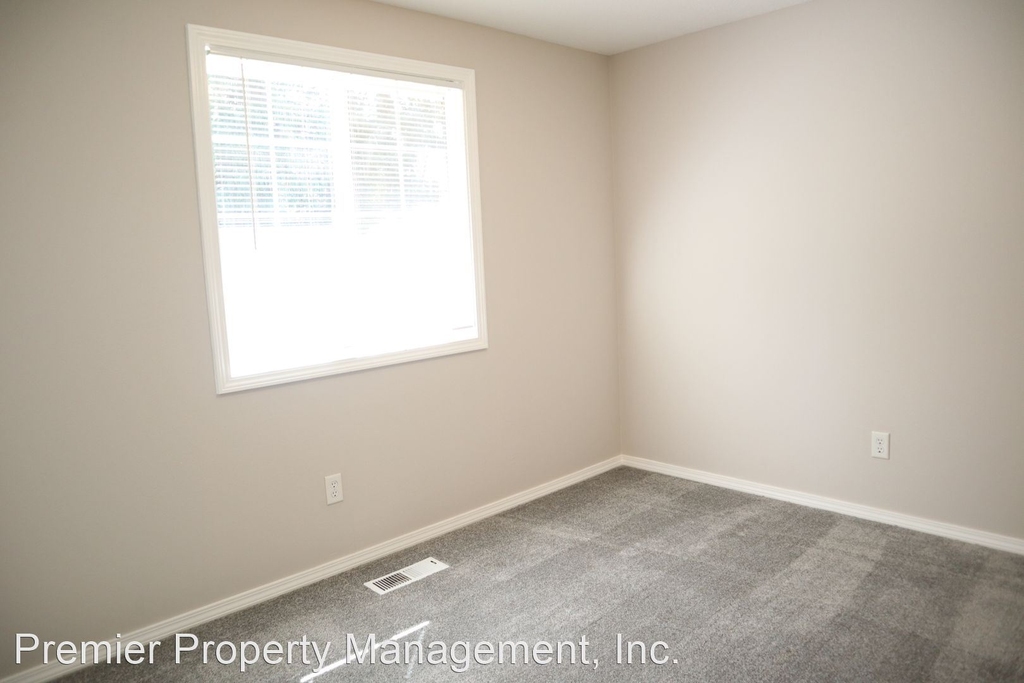 4615 Ne 126th Ave - Photo 16