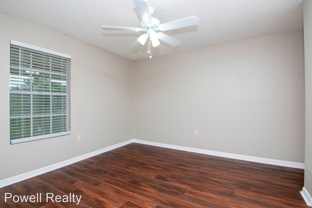 221 Lake Brook Circle #206 - Photo 11