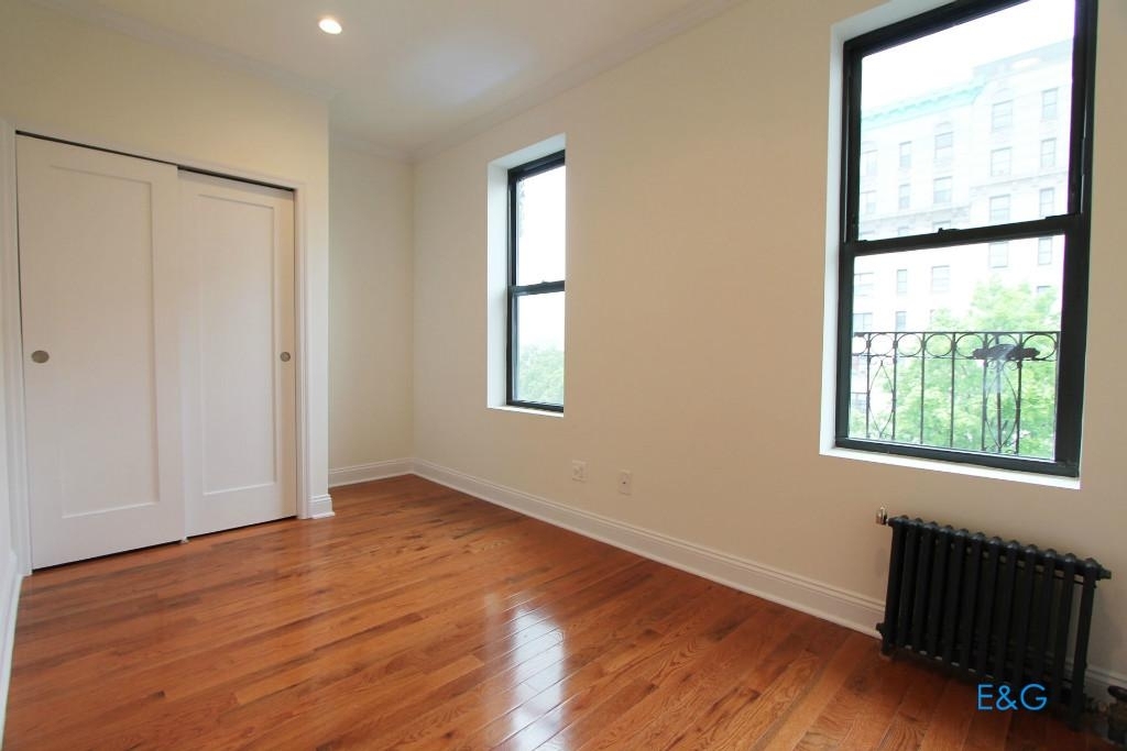 3850 Broadway - Photo 4