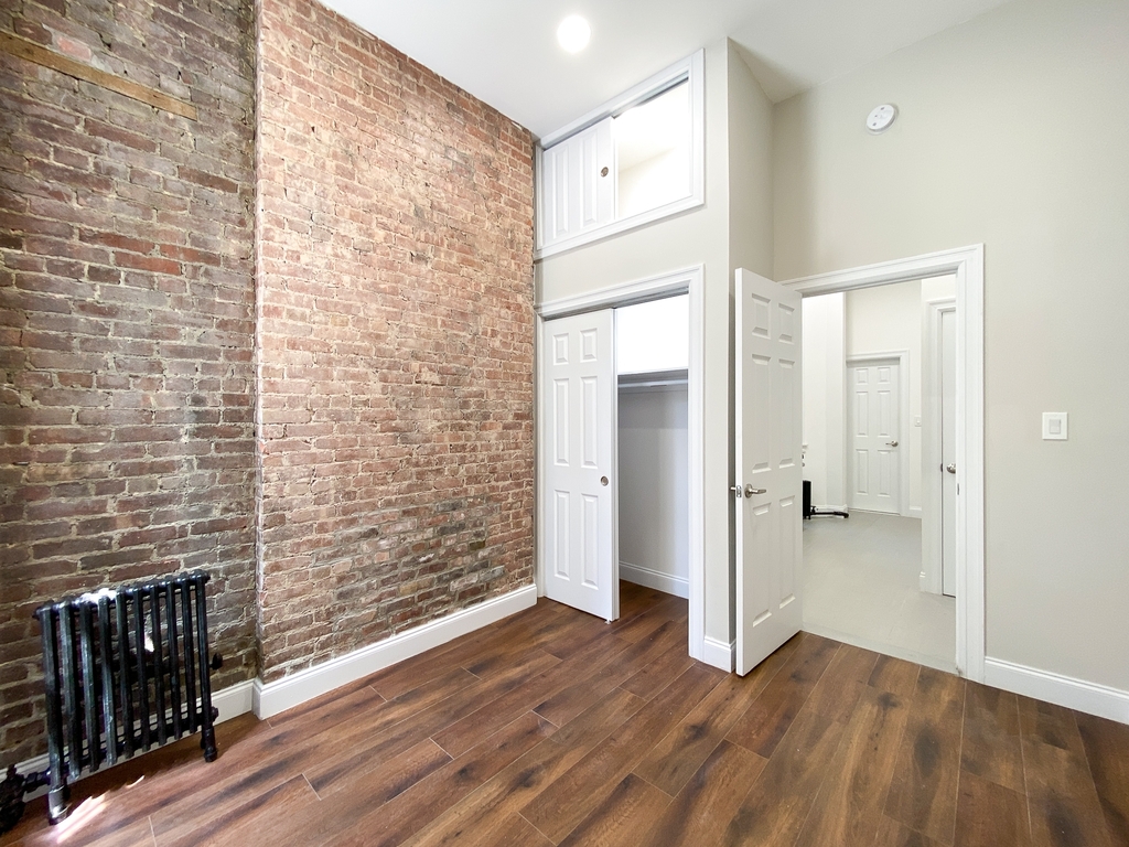 136 East 28th Street - Photo 3