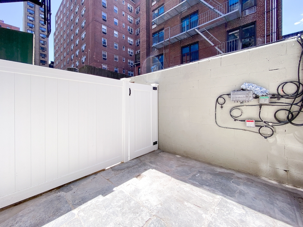 136 East 28th Street - Photo 0