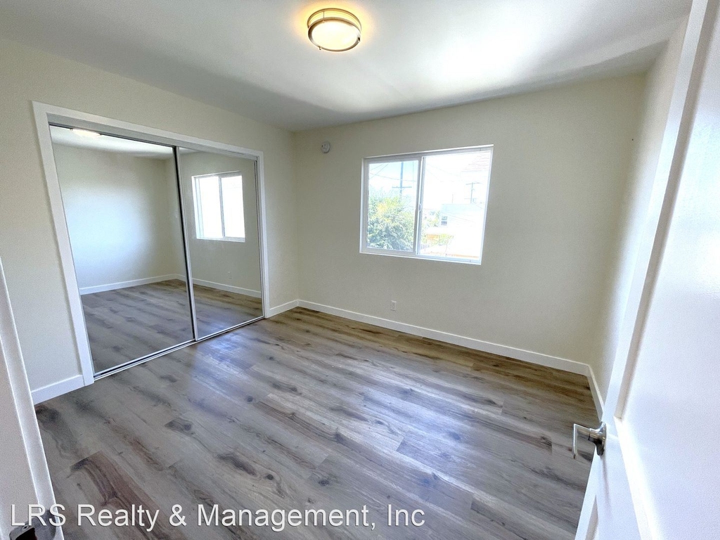1312 W. Florence Ave. - Photo 2