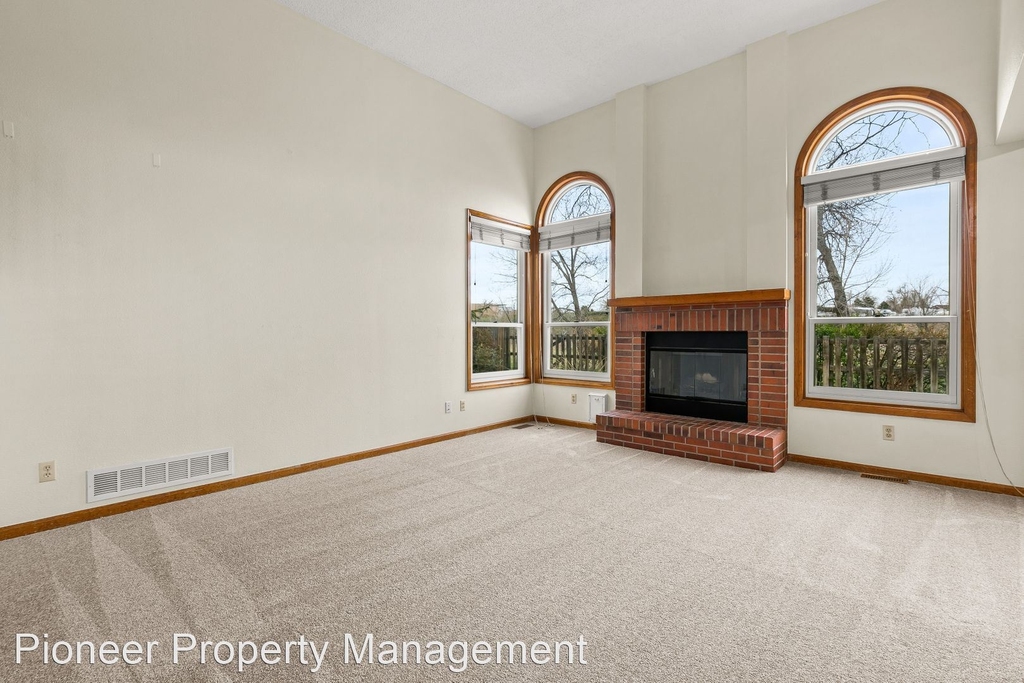 9847 W 99th Place - Photo 1