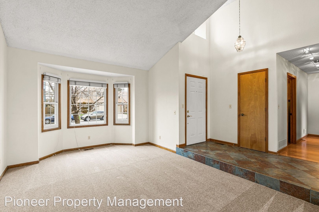 9847 W 99th Place - Photo 8