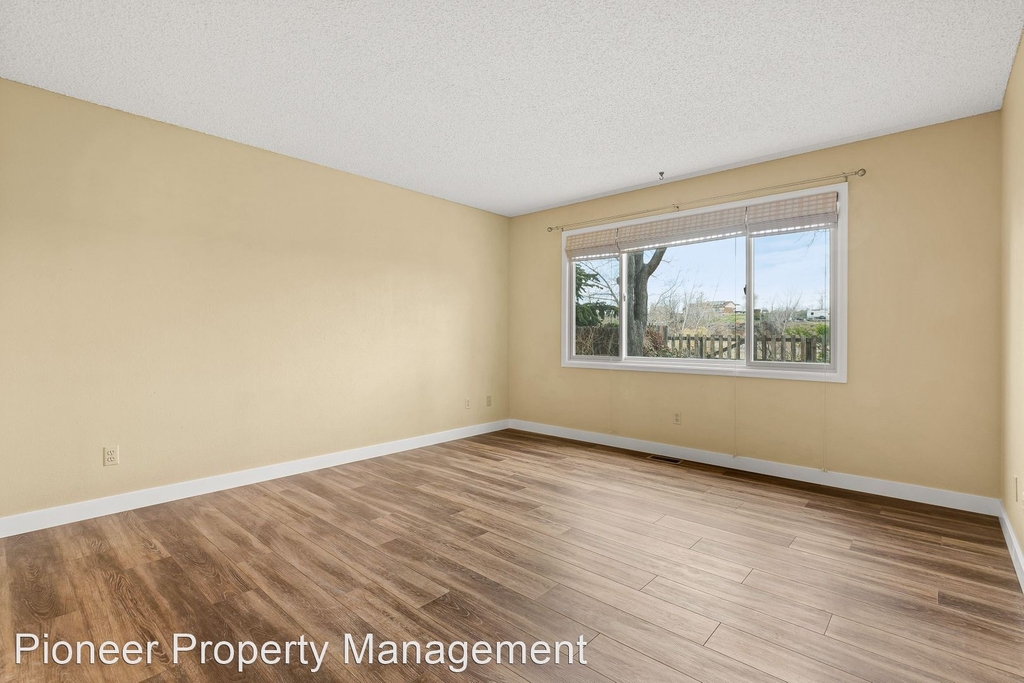 9847 W 99th Place - Photo 11