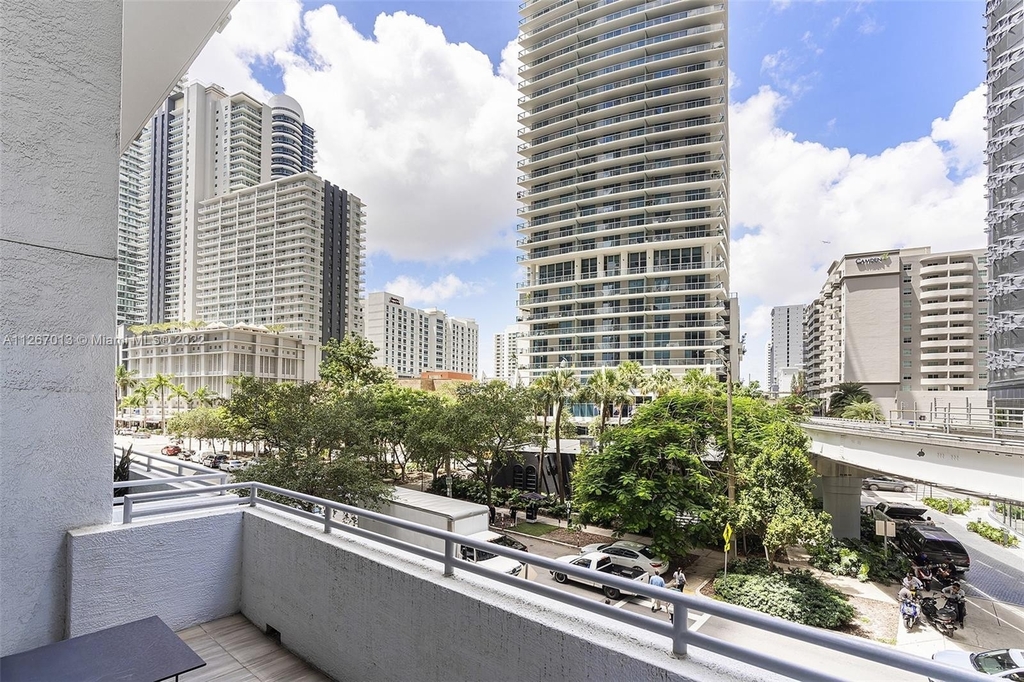 1050 Brickell Ave - Photo 6