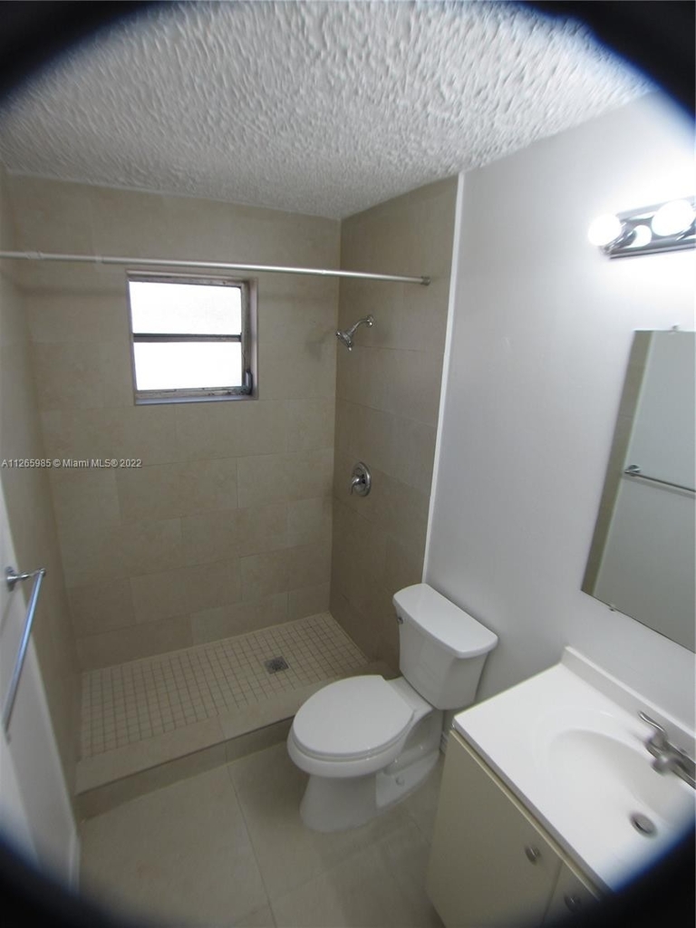 2510 Nw 175th Ter - Photo 15
