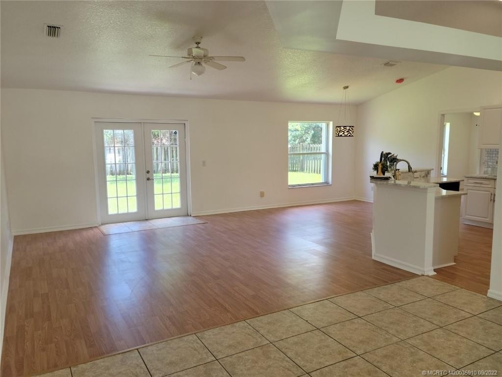 5257 Nw South Lovett Circle - Photo 2