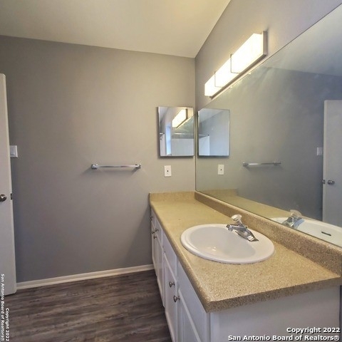 331 W Mistletoe Ave - Photo 13