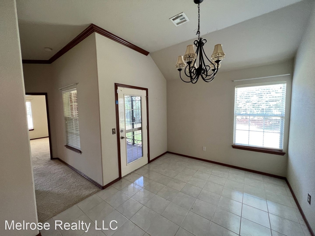 3800 E Ridge Pointe Circle - Photo 18