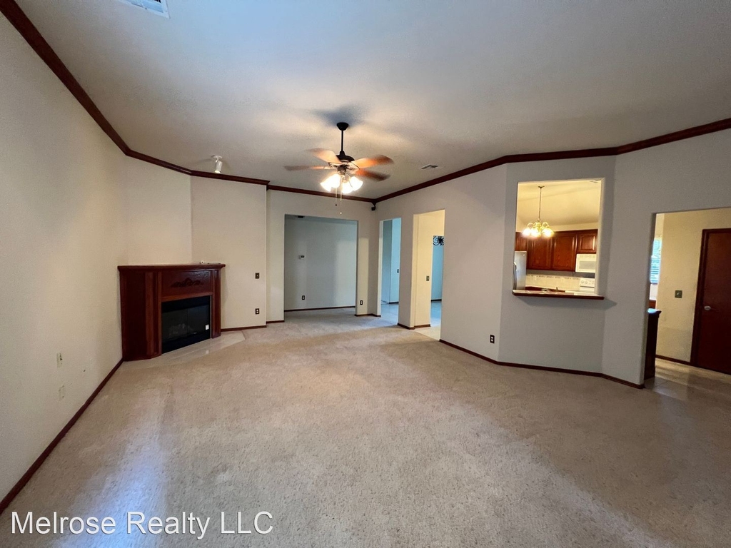 3800 E Ridge Pointe Circle - Photo 4