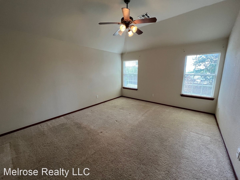 3800 E Ridge Pointe Circle - Photo 10