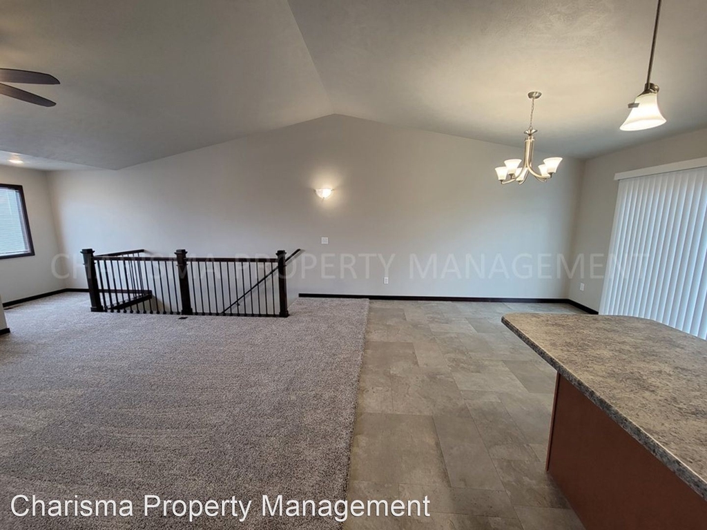 1418 Kayla Place - Photo 11