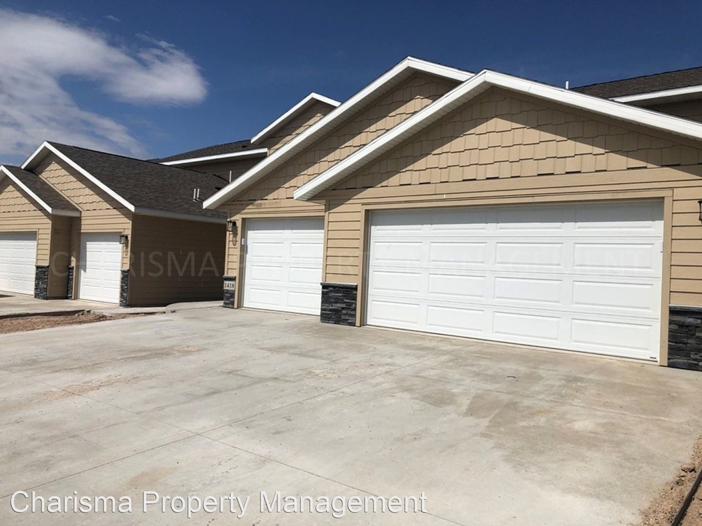 1418 Kayla Place - Photo 1