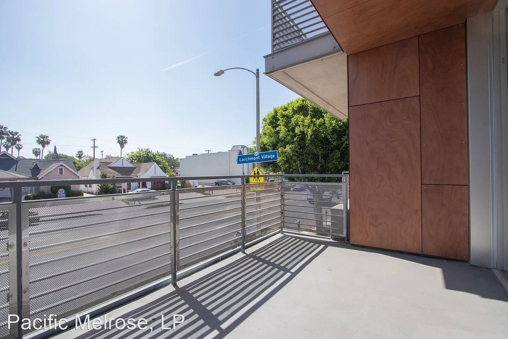 5700 Melrose Avenue - Photo 16